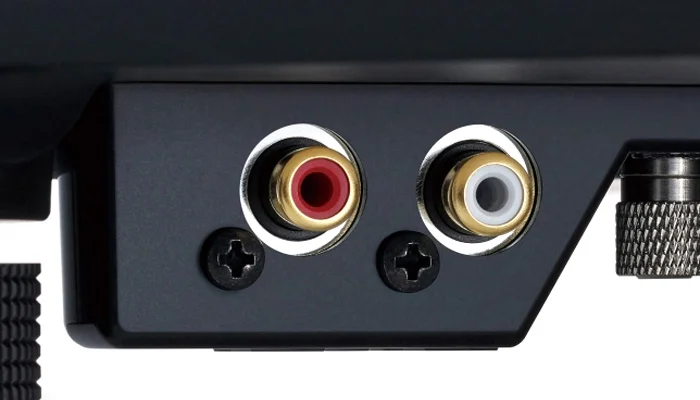 Силиконовые изоляторы с высокой степенью демпфирования и позолоченные разъемы