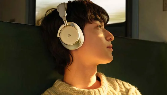 Bang_Olufsen_Beoplay_H100_Infinite