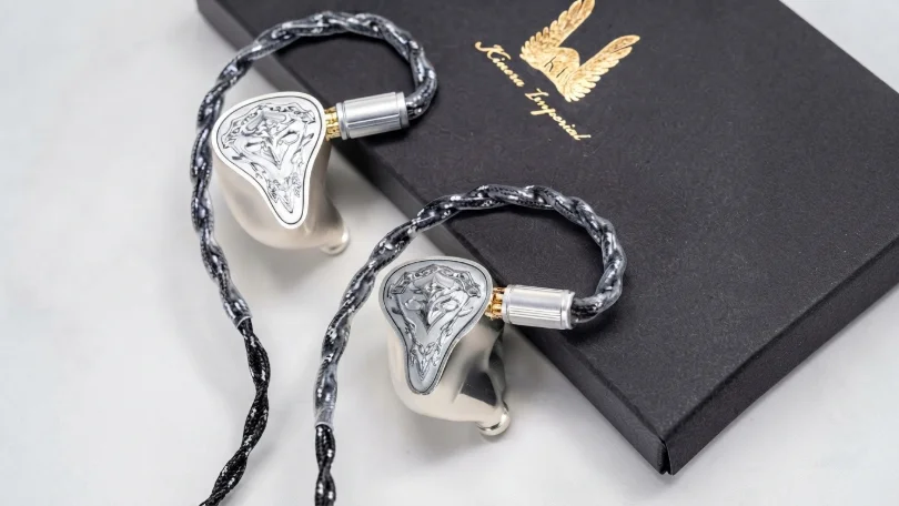 Kinera ThorKing Glossy Silver: 11 драйверов трёх типов в одном корпусе