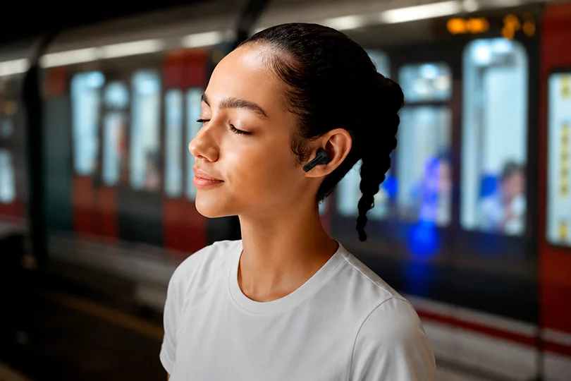 Какие Galaxy Buds лучше для спорта и прогулок