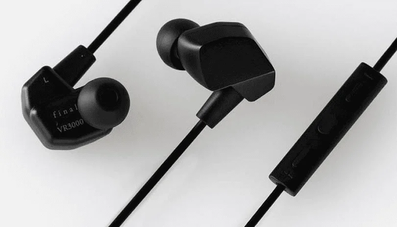 Пример наушников Final Audio VR3000