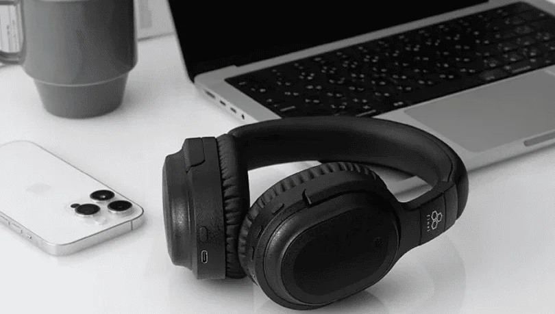 Пример наушников Final Audio UX3000