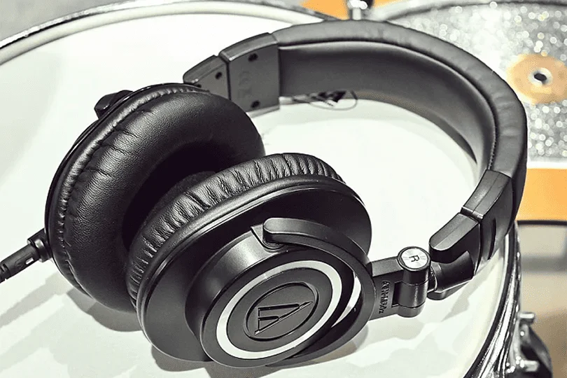 Звук: нейтральность и точность для профессионалов