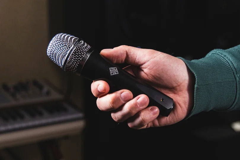 Telefunken M82 Black