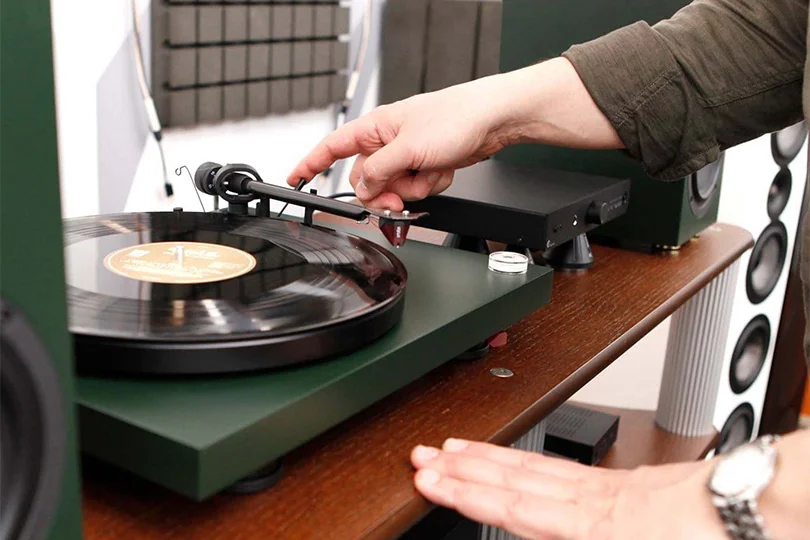 Pro-Ject Metallica Pick It S2 C