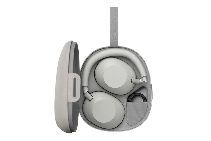 Sony WH-1000XM6 - Комфорт и прочность