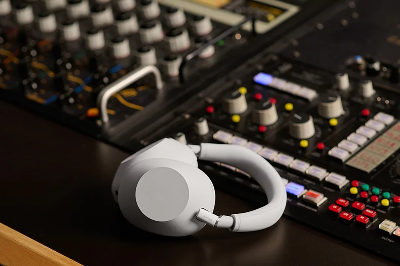 Sony WH-1000XM6 - Превосходное звучание