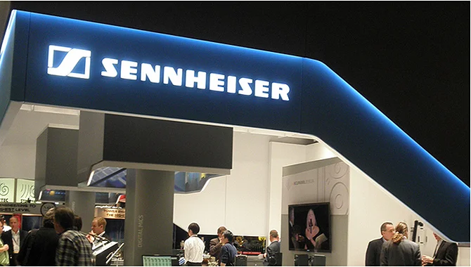 CES 2015 в Лас Вегасе стенд Sеnnheiser