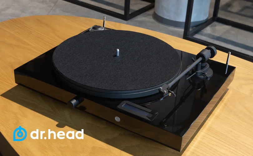 Pro-Ject Juke Box E Piano