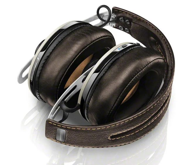 Sennheiser Momentum Wireless и Sennheiser Momentum On-Ear Wireless CES 2015 Sеnnheiser Беспроводные наушники Sennheiser Беспроводные наушники Sennheiser