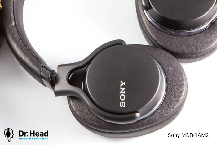 Sony MDR-1A и Sony MDR-1AM2