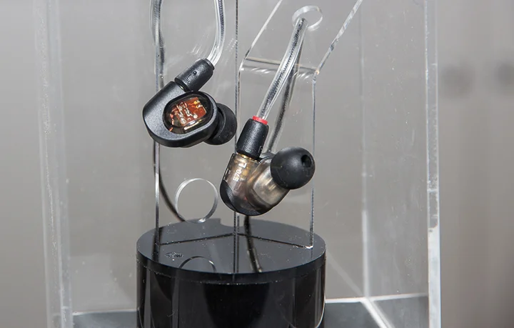 audiotechnica_ath_e70_124.jpg