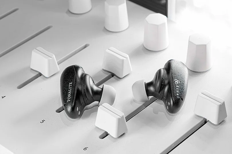 TWS-наушники Final Audio Tonalite Black (5).jpg
