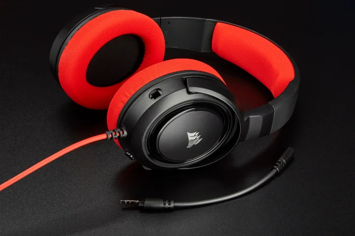 Corsair HS35 RED со съемным микрофоном