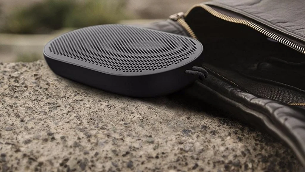 Bang & Olufsen BeoPlay P2
