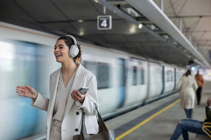 Беспроводные наушники Sony WH-1000XM5 Beige / Silver - рис.7