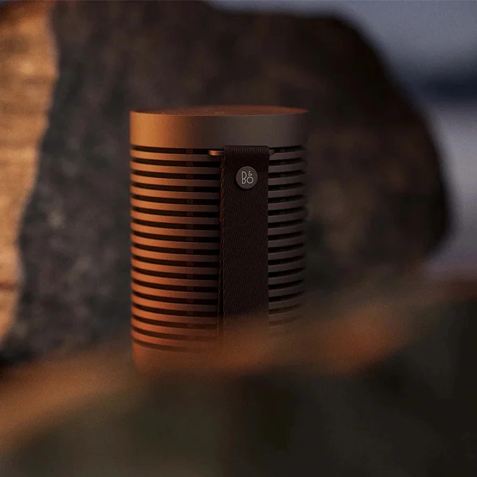 Портативная колонка Bang & Olufsen Beosound Explore Chestnut - рис.11