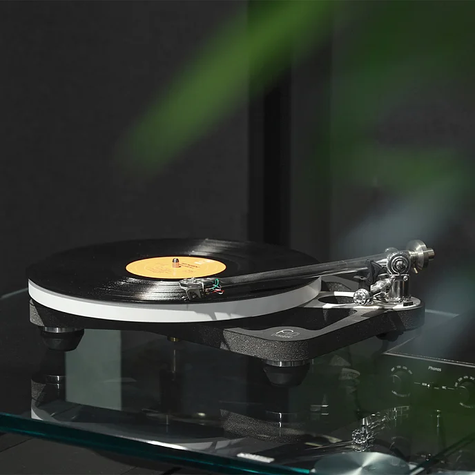 Проигрыватель винила Rega Planar 10 Black - рис.1