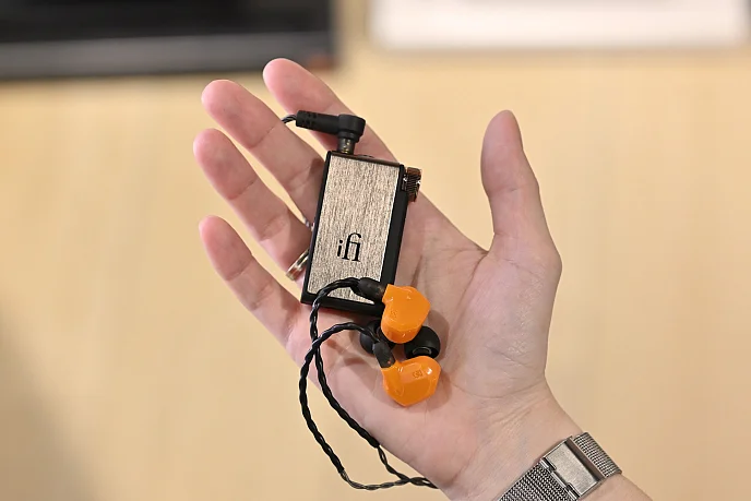 Усилитель-ЦАП для наушников iFi Go Blu - рис.15