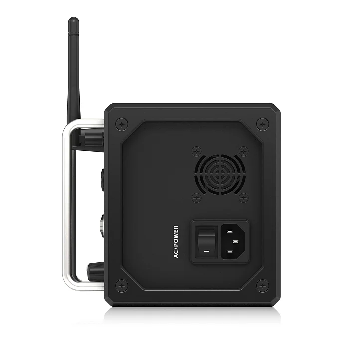 Микшерный пульт Behringer XR18 - рис.6