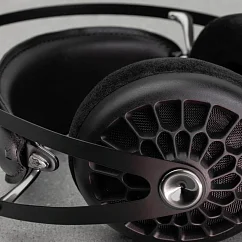 Наушники полноразмерные Meze 105 AER Black