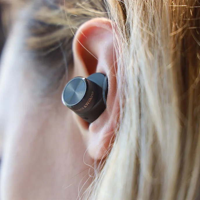 Беспроводные наушники Bowers & Wilkins PI5 Charcoal - рис.25