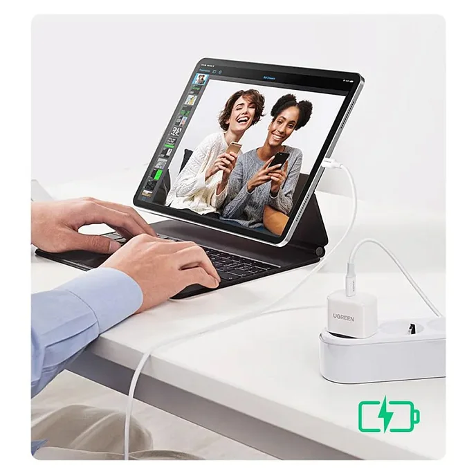 Сетевое зарядное устройство Ugreen CD241 (10220) USB-C 20W PD Fast Charger White - рис.6