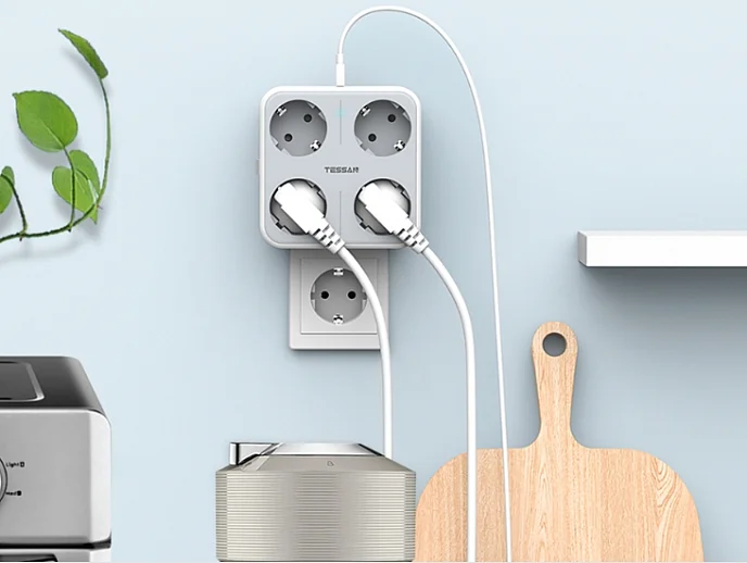 Сетевой фильтр Tessan TS-302-DE-C Grey - рис.1