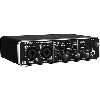 BEHRINGER UMC202HD