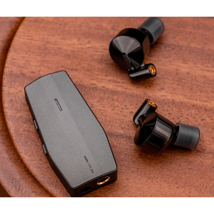 Усилитель для наушников с ЦАП DUNU DTC 800 Black - рис.5