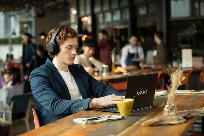 Беспроводные наушники Sony WH-1000XM4 Black - рис.15