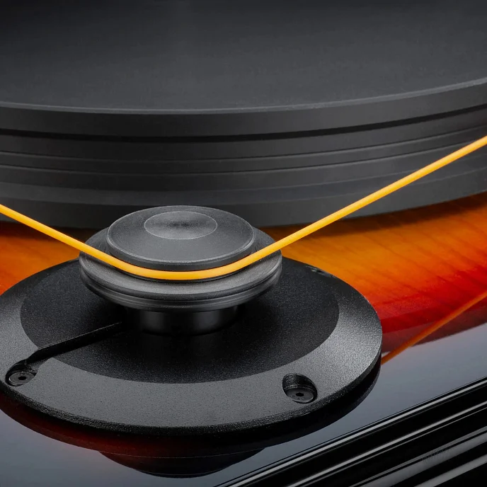 Проигрыватель винила MoFi Fender Precision Deck - рис.8