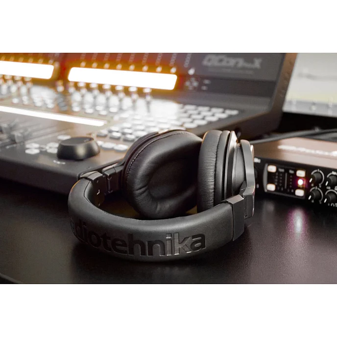 Наушники мониторные Radiotehnika TD01C Black - рис.24