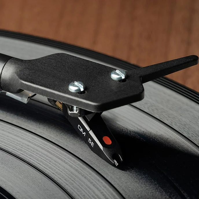 Проигрыватель винила Pro-Ject E1 Black - рис.2