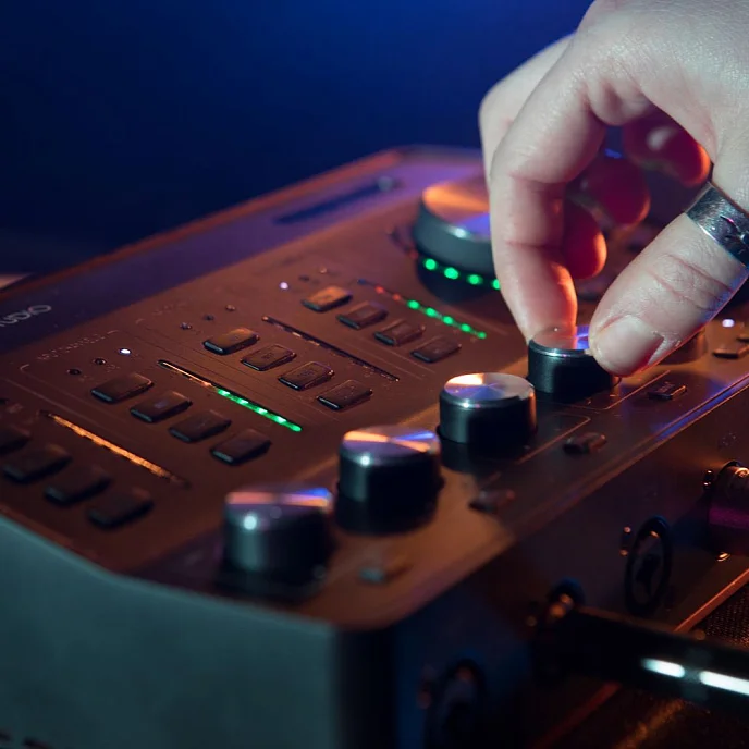 Аудиоинтерфейс Arturia Audiofuse Studio Black - рис.4