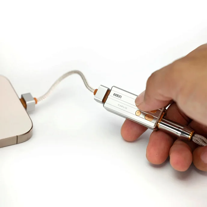 Усилитель для наушников с ЦАП ddHiFi TC44Pro E3 (Eye 3) Silver - рис.2