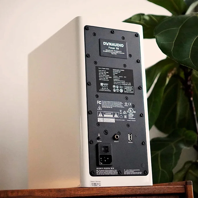 Полочная акустика Dynaudio Focus 10 Highgloss White - рис.10