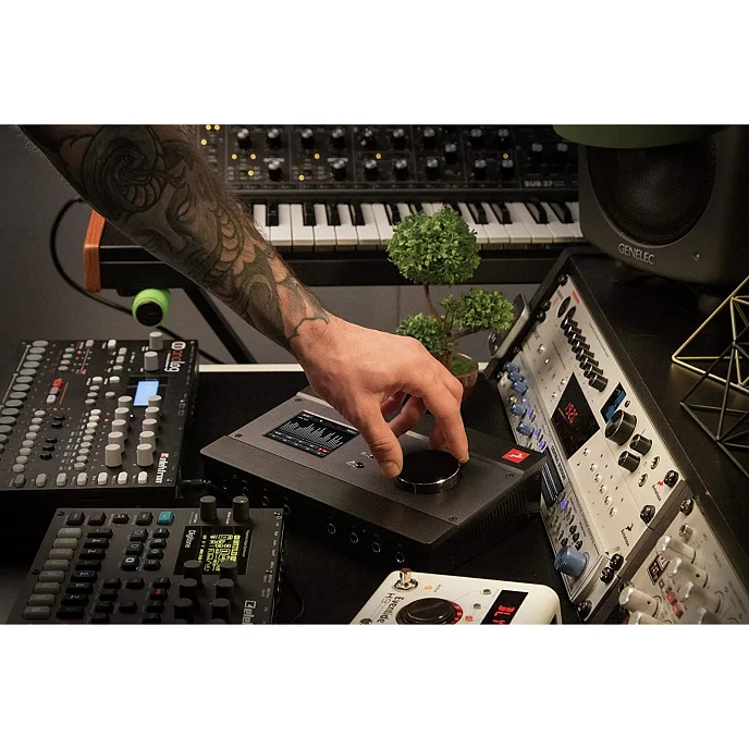 Аудиоинтерфейс Antelope Audio Zen Tour Synergy Core - рис.9