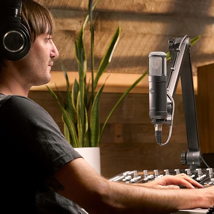 Микрофон студийный Universal Audio UA Sphere LX Black - рис.8