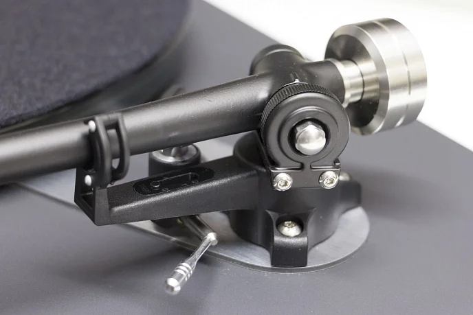 Проигрыватель винила Rega Planar 6 Black - рис.16