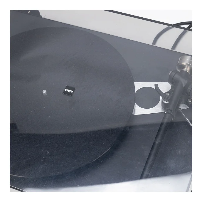 Проигрыватель винила Rega PLANAR 6 Black - проигрыватель винила б/к, цвет черный (SN 8759)_Уценка - рис.2