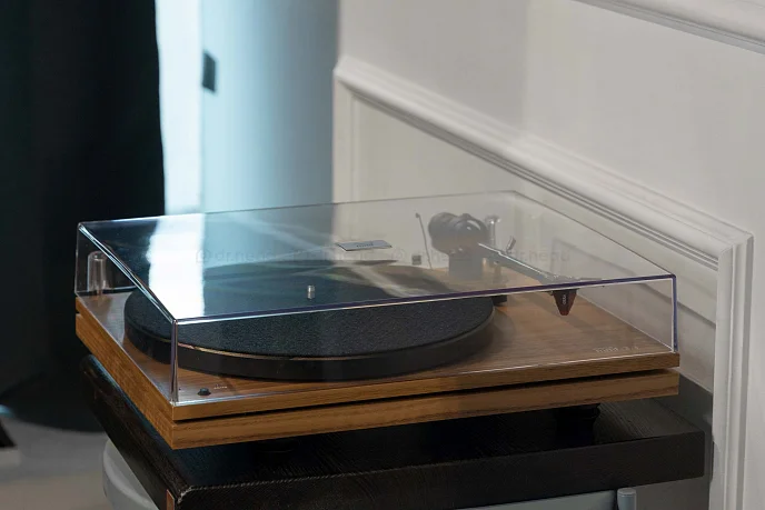 Проигрыватель винила Music Hall MMF-3.3 SE Walnut - рис.4