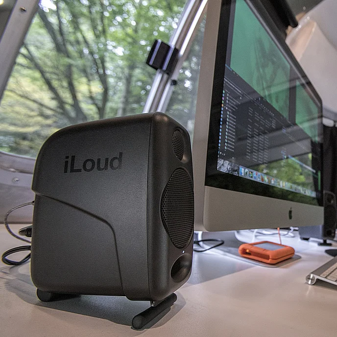 Студийный монитор IK Multimedia iLoud Micro Monitor Black - рис.14