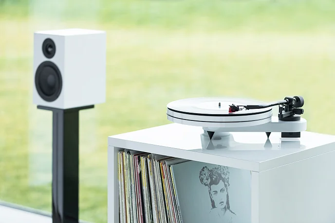 Проигрыватель винила Pro-Ject RPM 1 Carbon DC Piano Black - рис.6