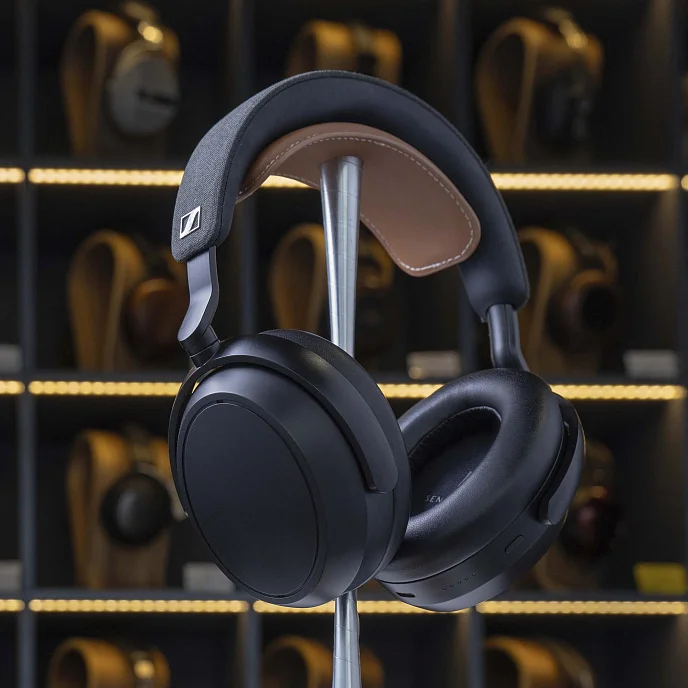 Беспроводные наушники Sennheiser Momentum 4 Wireless Black - рис.2