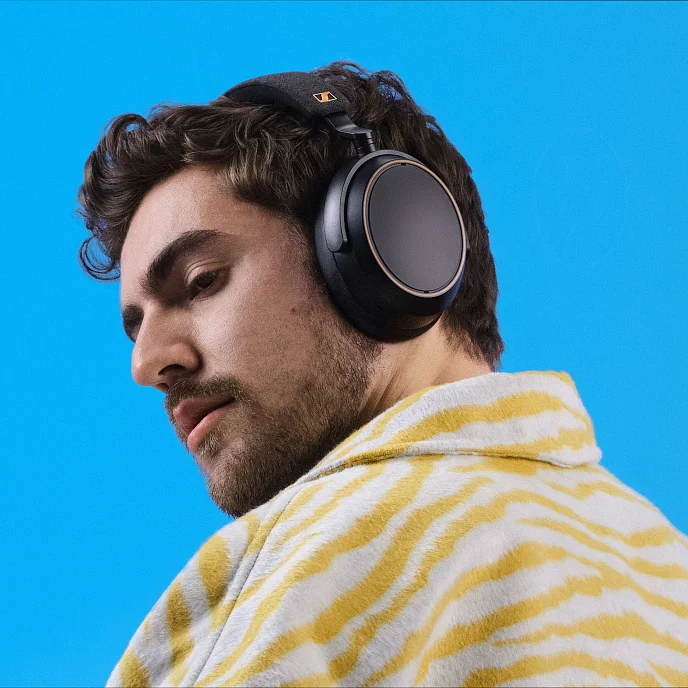 Беспроводные наушники Sennheiser Momentum 4 Wireless Black Copper - рис.4