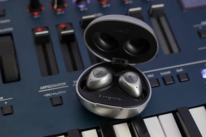 Беспроводные наушники KEF Mu3 Silver Grey - рис.16