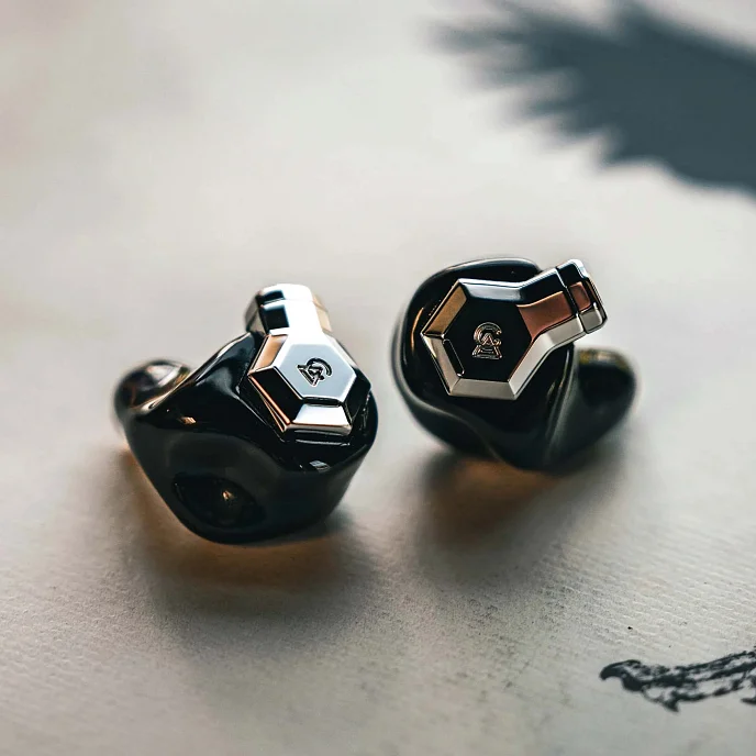 Наушники внутриканальные Campfire Audio Ponderosa Deluxe Universal Black - рис.2