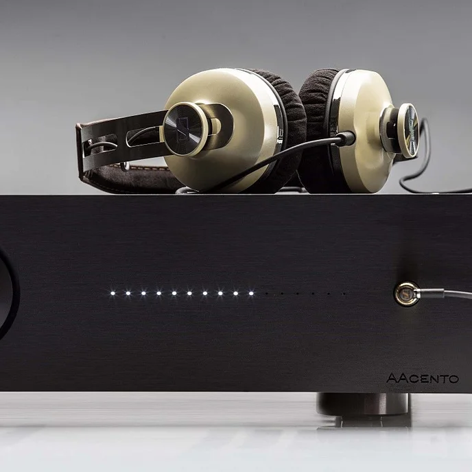 Интегральный усилитель Audio Analogue AACento Black - рис.2