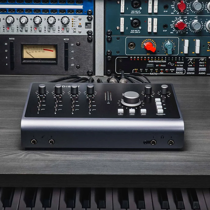 Аудиоинтерфейс Audient ID44 MKII - рис.7